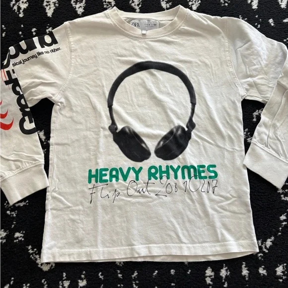 Boys Zara Long Sleeve Size 8-9 - Picture 1 of 3